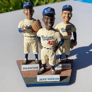 Dodger bobble head